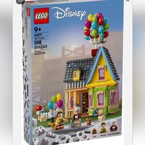 Disney UP Lego set 43217